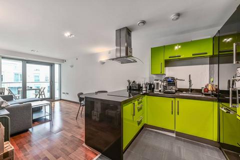 1 bedroom flat to rent, Bridges Court Road, Battersea, London, SW11