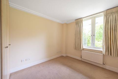 3 bedroom flat to rent, Kidderpore Avenue, Hampstead, London, NW3