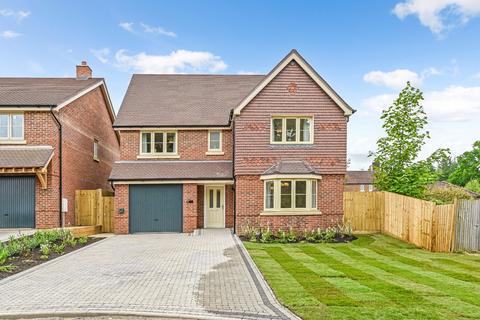 4 bedroom detached house for sale, Off Holland Drive, Medstead, Alton, Hampshire