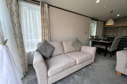 2 bedroom lodge for sale, Exeter, Devon, EX6