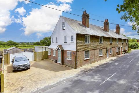 4 bedroom end of terrace house for sale, Smallhythe Road, Tenterden, Kent