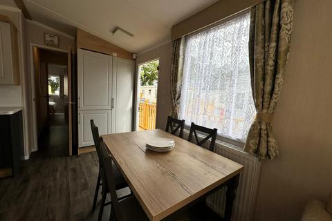 2 bedroom lodge for sale, Exeter, Devon, EX6