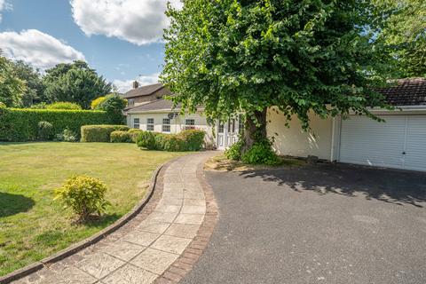 4 bedroom detached bungalow to rent, The Street, Rushmere St. Andrew IP5