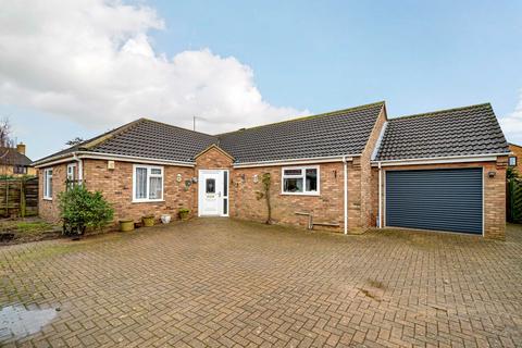 3 bedroom bungalow for sale, Tudor Close, Whittlesey, Peterborough