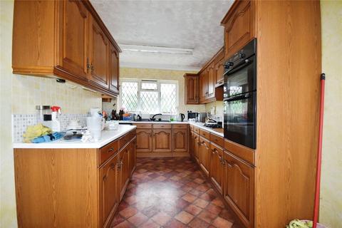 42 Grazeley Road, Three Mile Cross, Reading, RG7 1BJ