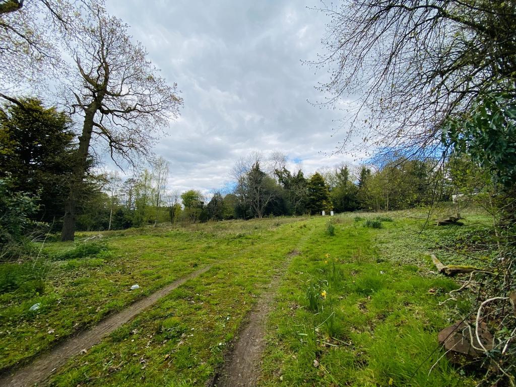 Land at Rosebank, Bankend Road, Dumfries, DG1 4 TN