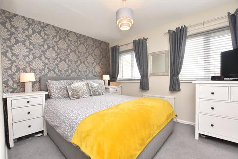 3 bedroom detached house for sale, Heatherdale Road, Tingley, Wakefield, West Yorkshire