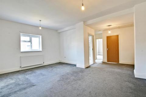 2 bedroom apartment to rent, Chislehurst Road, Orpington BR6