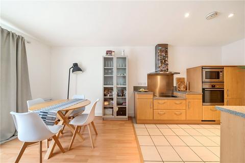 2 bedroom apartment for sale, Collington Street, London