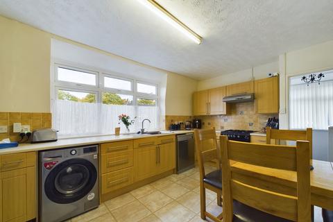 2 bedroom flat to rent, Hoarwithy Road, Hereford HR2