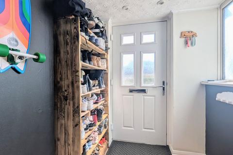 25 Browning Crescent, Bletchley, Milton Keynes, MK3 5AU