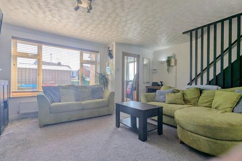 25 Browning Crescent, Bletchley, Milton Keynes, MK3 5AU
