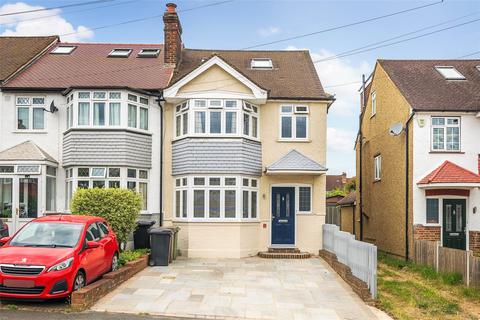 4 bedroom end of terrace house for sale, Fairford Gardens, Surrey KT4