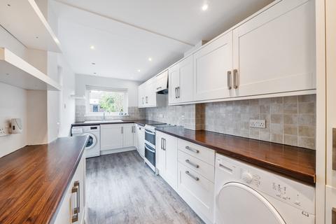 24 Fairford Gardens, Worcester Park, KT4 7BH