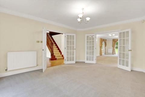 5 bedroom detached house to rent, Sandringham Park, Cobham, Surrey, KT11