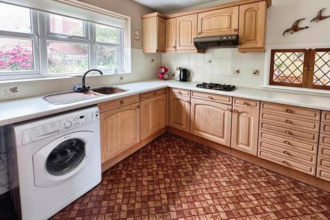 95 Athlestan Way, Stretton, Burton-on-trent, DE13 0XT