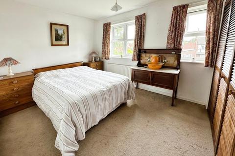 95 Athlestan Way, Stretton, Burton-on-trent, DE13 0XT