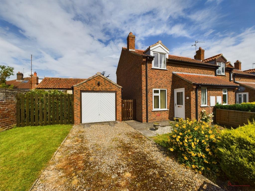 2 Bedroom End Terrace- For Sale