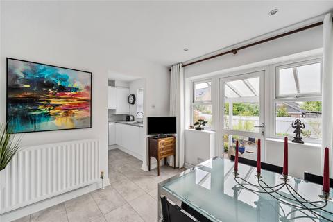 2 bedroom terraced house for sale, Wharfedale Avenue, Harrogate, North Yorkshire, HG2