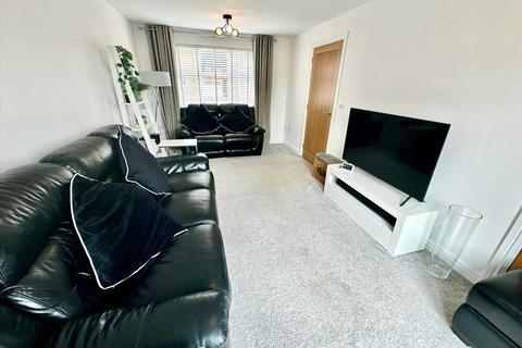 33 Highfields, Tonyrefail, Porth, CF39 8GB