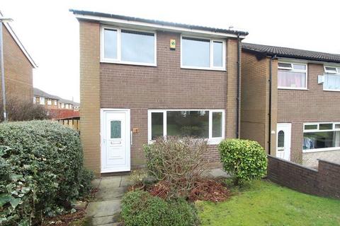 18 Amberley Walk, Chadderton, Oldham, OL9 6SL