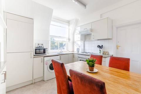 3 bedroom flat to rent, Talgarth Road, Barons Court, London, W14