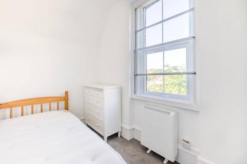 3 bedroom flat to rent, Talgarth Road, Barons Court, London, W14