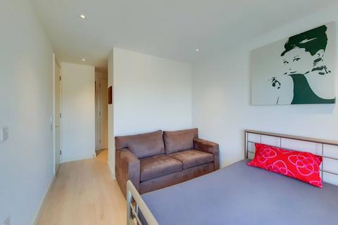 2 bedroom flat for sale, High Street, Hornsey, London, N8