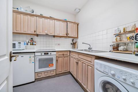 3 bedroom flat to rent, Emperors Gate, South Kensington, London, SW7