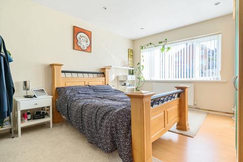 2 bedroom maisonette for sale, Wetheral Drive, Chatham, Kent