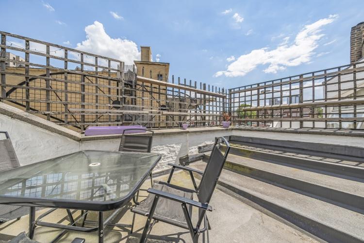 1148422 (9)