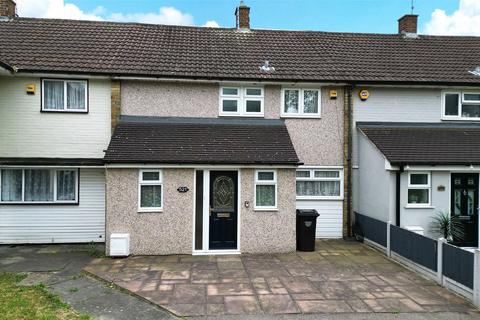 3 bedroom terraced house for sale, Long Riding, Basildon, Essex, SS14