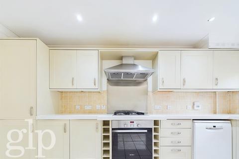 4 bedroom flat to rent, London, Greater London, SW19
