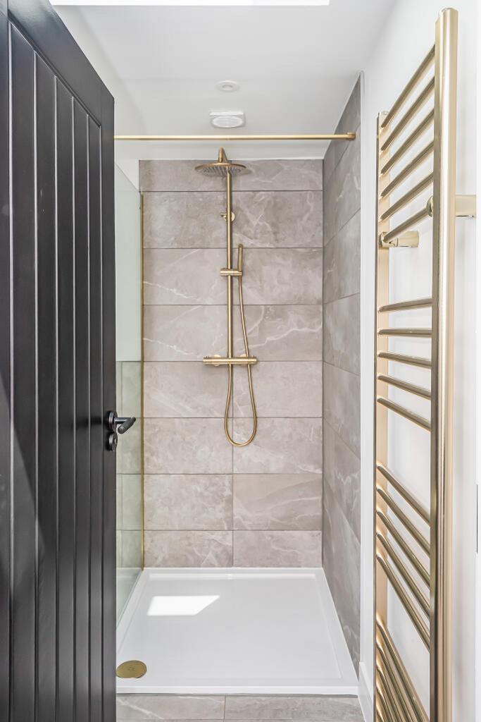 Family Shower room
