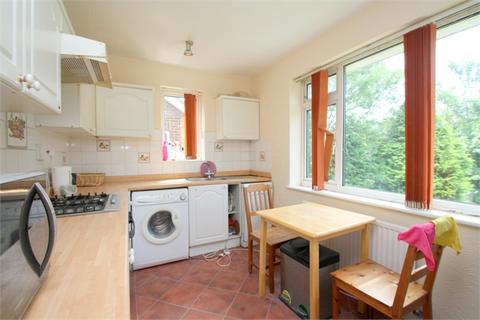 2 bedroom maisonette to rent, Meadow Court, Moor Lane, STAINES-UPON-THAMES, TW18