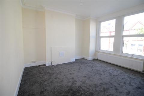 3 bedroom maisonette to rent, Mersham Road, Thornton Heath, CR7