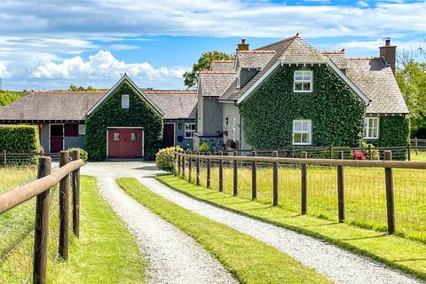 undefined, Gorad, Valley, Holyhead, Isle of Anglesey, LL65