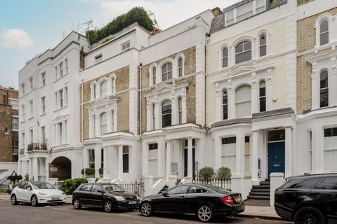 2 bedroom terraced house to rent, St Lukes Road, Notting Hill