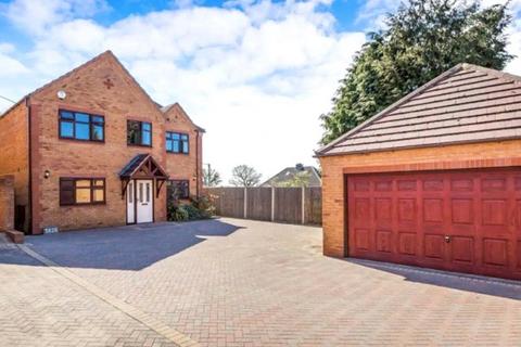 4 bedroom detached house for sale, Birmingham Road, Lickey End, Bromsgrove, Worcestershire, B61