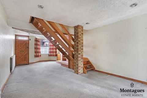 29 Allnutts Road, Epping, CM16 7BE