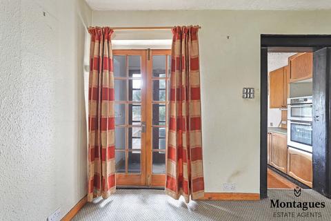 29 Allnutts Road, Epping, CM16 7BE