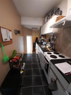 2 bedroom flat to rent, Ripple Road, Barking IG11