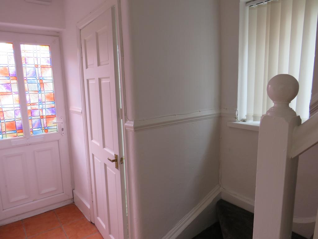 Garden Suburbs, Trimsaran SA17 3 bed semidetached house for sale £89,995