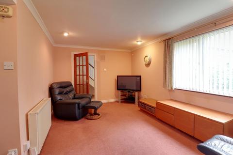 3 bedroom terraced house for sale, Canterbury Way, Stevenage SG1