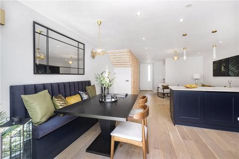 4 bedroom terraced house for sale, Knights Hill, London, SE27