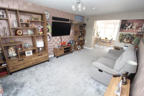 3 bedroom detached house for sale, Peers Way, Leicester LE9