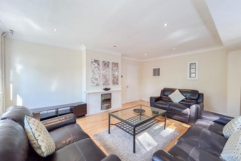 34 Ashford Close, Croesyceiliog, Cwmbran, NP44 2AY
