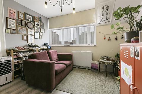 Studio for sale, Becmead Avenue, London, SW16