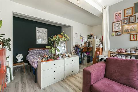 Studio for sale, Becmead Avenue, London, SW16