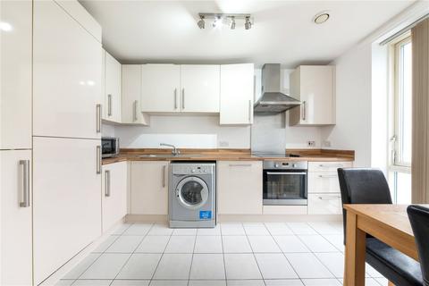 3 bedroom apartment to rent, Equinox Square, London, E14